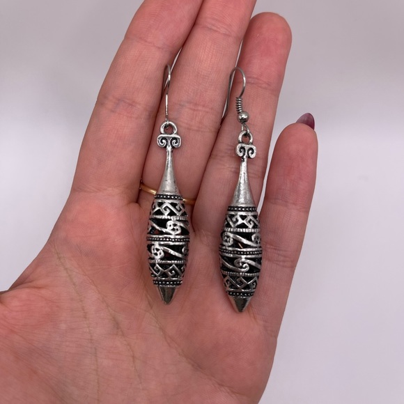Boho Silver-Tone Filigree Hollow Dangle Earrings - Picture 2 of 2
